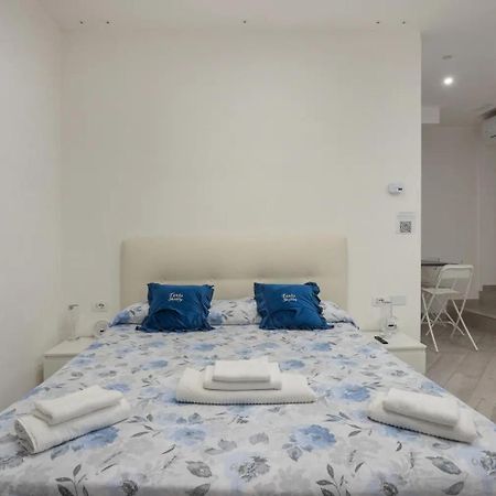 Casa Giulia Apartment Napoli Bagian luar foto